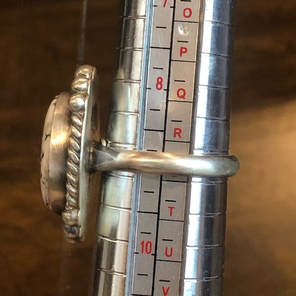 WHITE BUFFALO Turquoise Sterling Silver Cabochon Navajo Handmade RingAdjustable - Picture 7 of 11